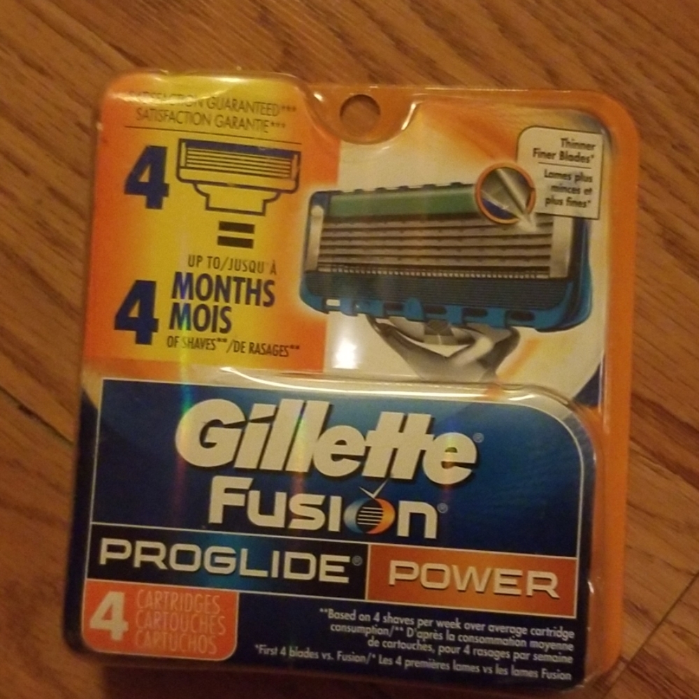 Gillette blade